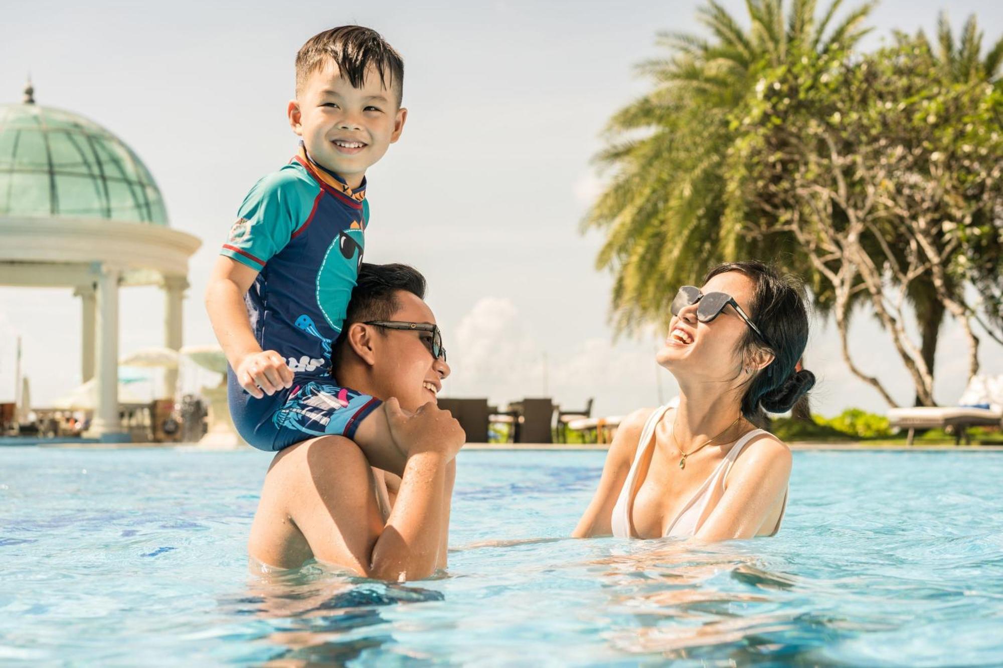 Khu nghỉ mát Dưỡng Sheraton Bãi Dài 5*